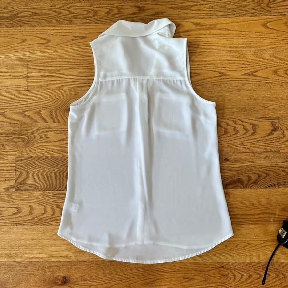 EXPRESS Portofino Sleeveless Button Down Blouse Shirt in White (Size XS) - Picture 6 of 6